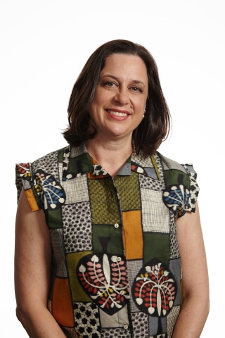Dr Sharon Aris